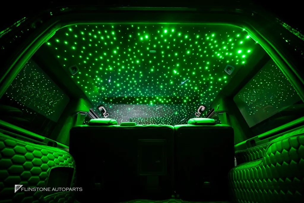 Mercedes Benz Gclass ลาว หลังคาดาว