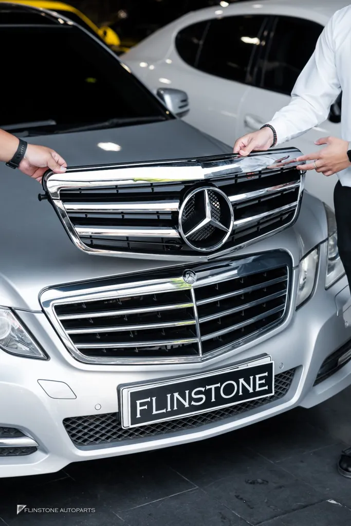 Mercedes Benz W212 กระจัง