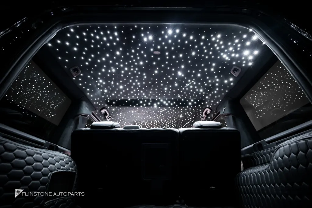 Mercedes Benz Gclass ลาว หลังคาดาว