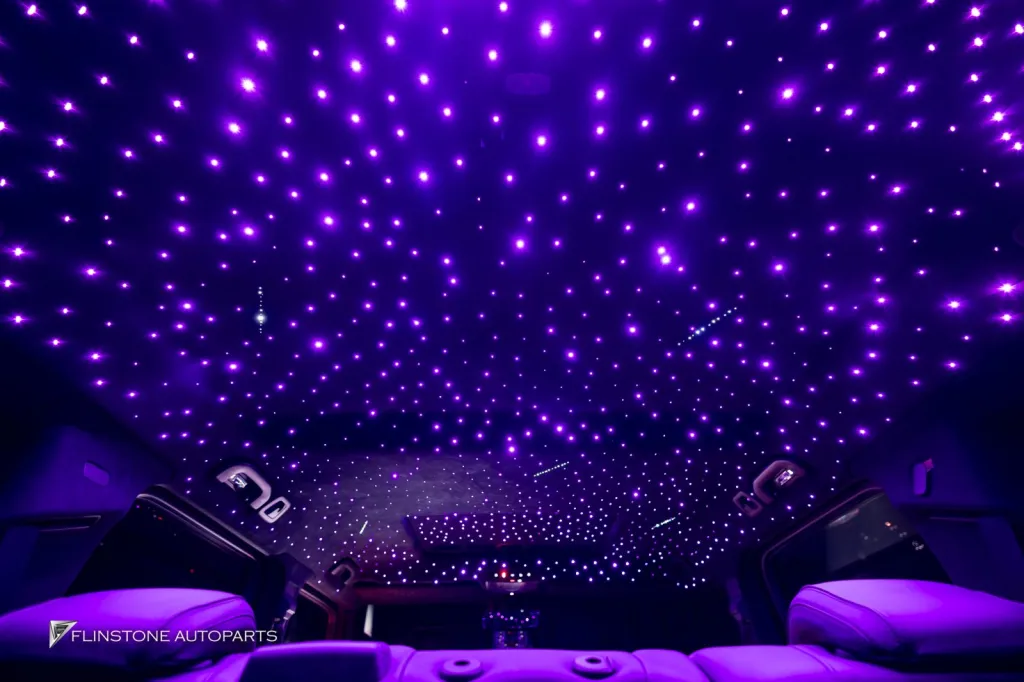 Mercedes Benz Gclass ลาว หลังคาดาว