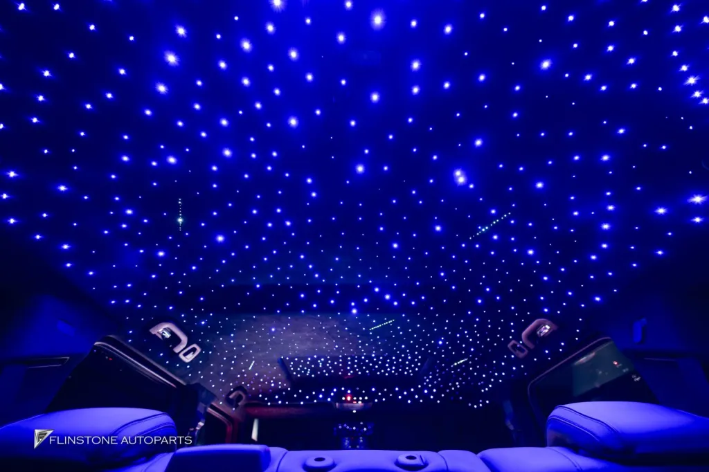 Mercedes Benz Gclass ลาว หลังคาดาว
