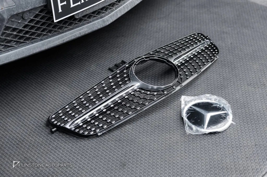 Mercedes Benz กระจัง