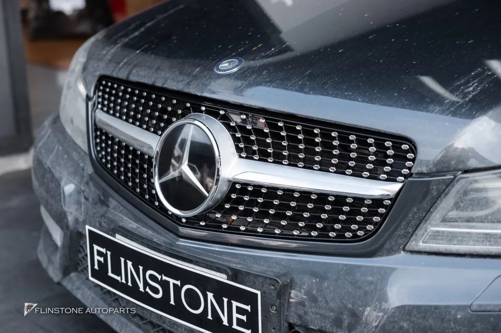 Mercedes Benz กระจัง