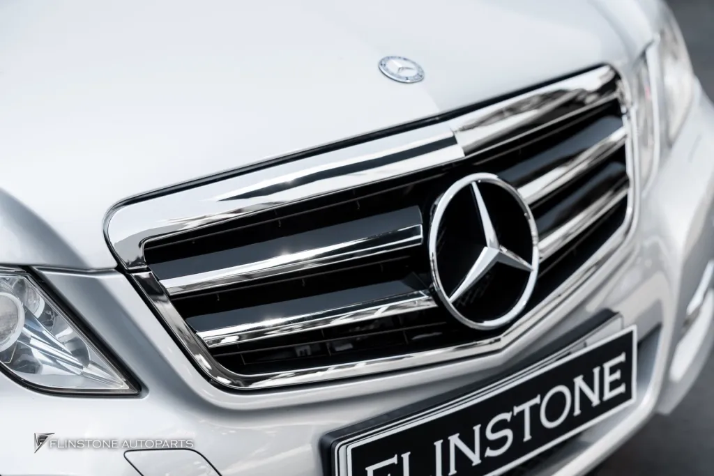 Mercedes Benz W212 กระจัง