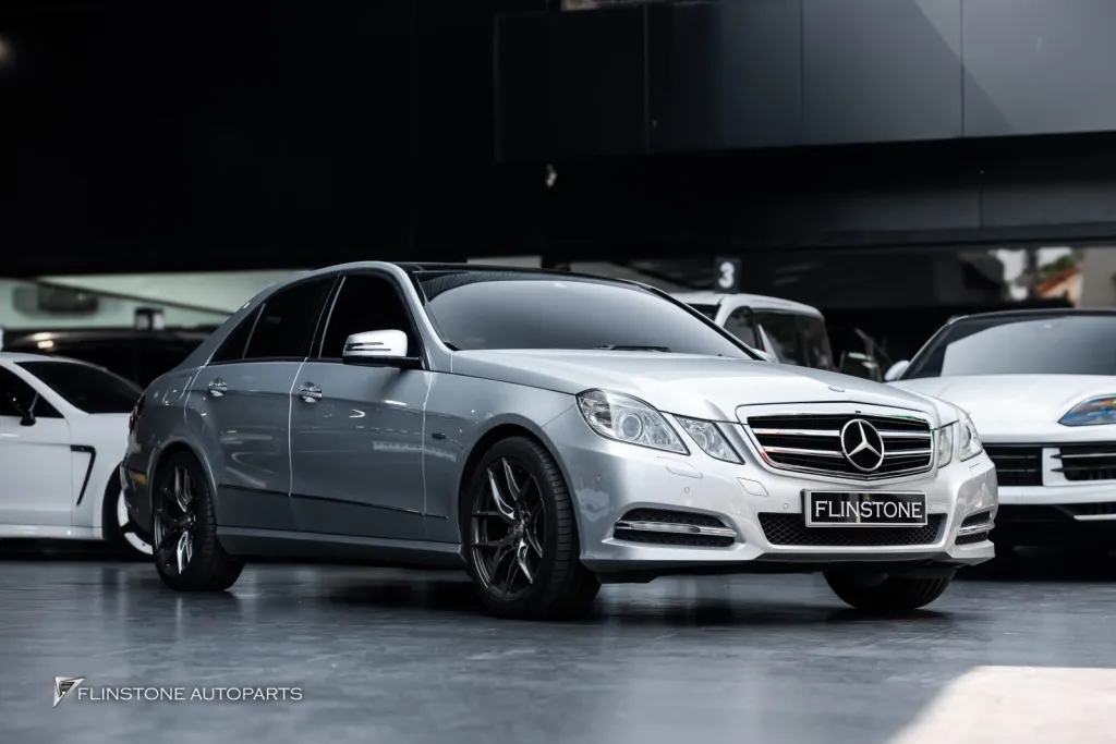 Mercedes Benz W212 กระจัง