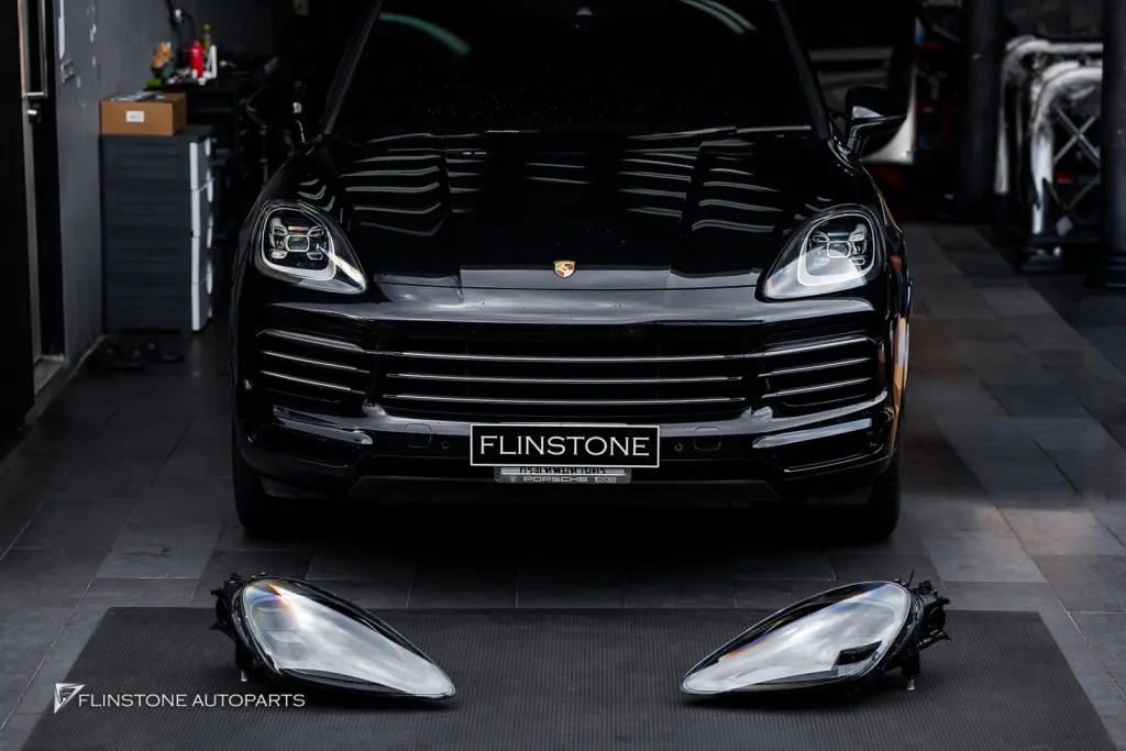 ไฟหน้า Porsche Cayenne
