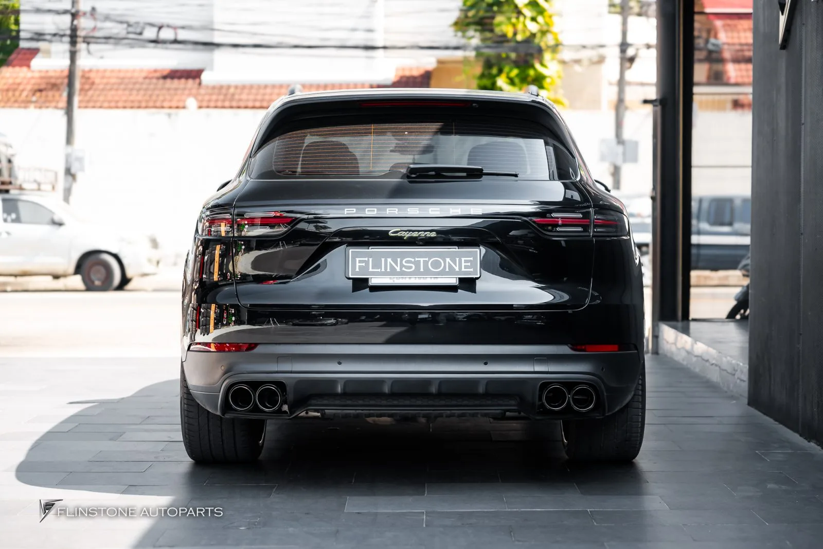 Porsche Cayenne ปลายท่อ Akrapovic