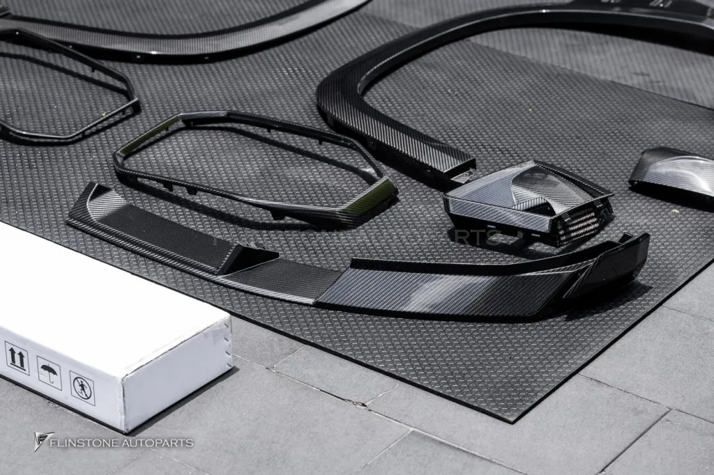 BMW XM ชุดพาร์ทคาร์บอนรอบคัน Usus