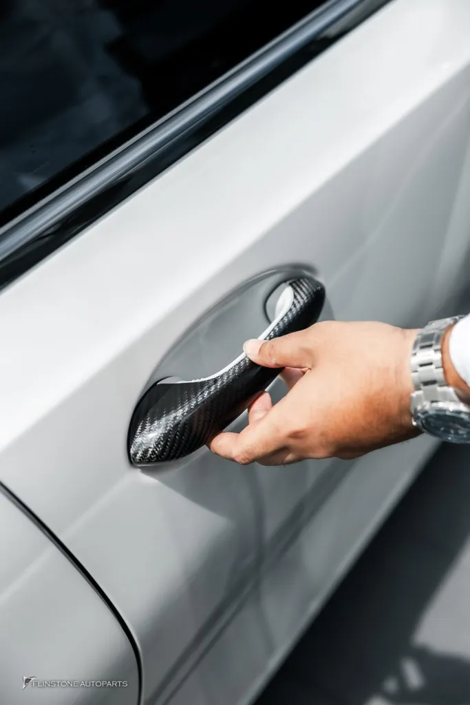 BMW G20 มือจับคาร์บอน