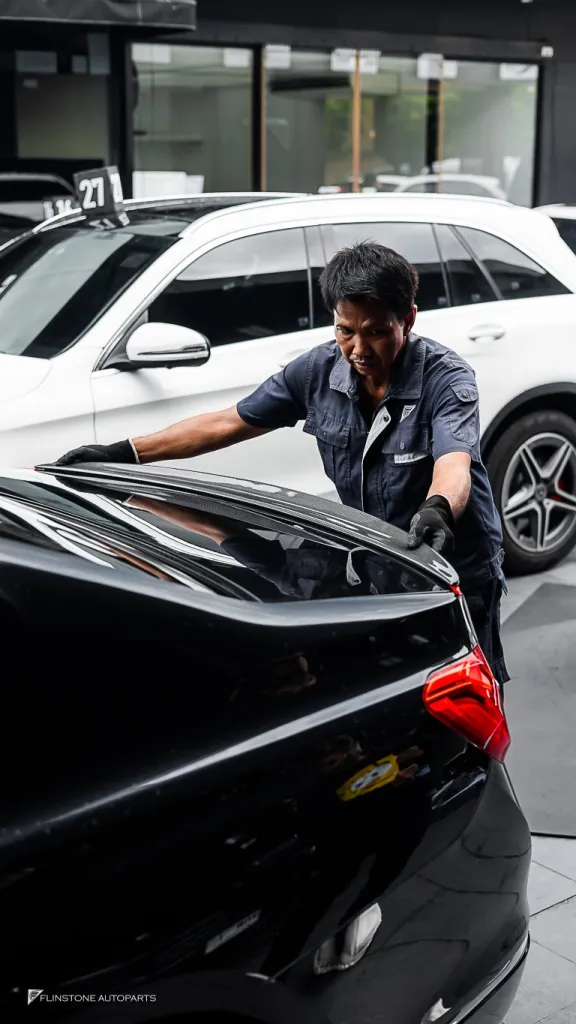 BMW 730LD สปอยเลอร์หลัง — Process
