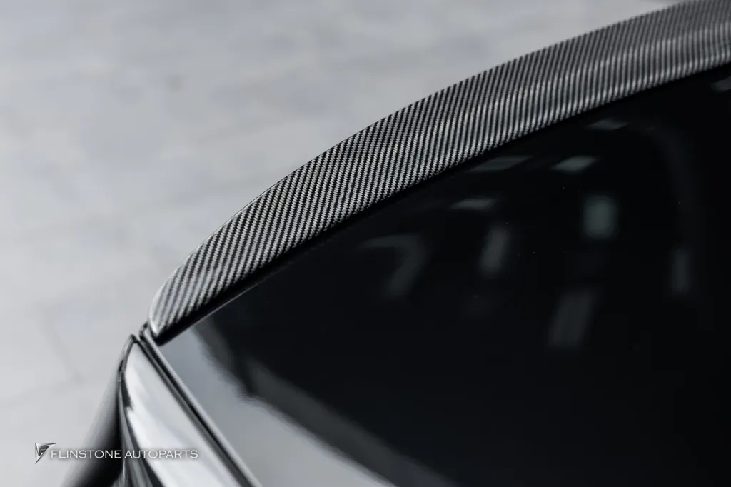 BMW 730LD สปอยเลอร์หลัง
