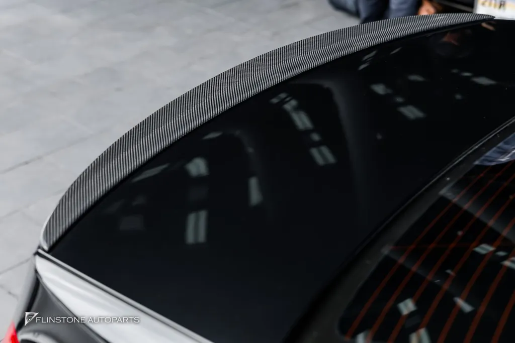 BMW 730LD สปอยเลอร์หลัง