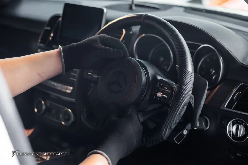 mercedes benz gle 250 พวงมาลัย