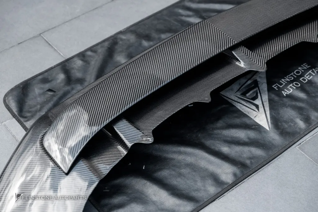 Bentley พาร์ทคาร์บอน Usus