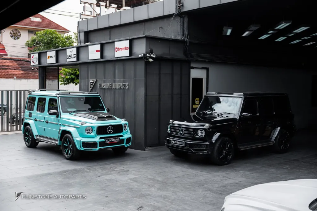 Mercedes Benz Gclass Duo Hold em
