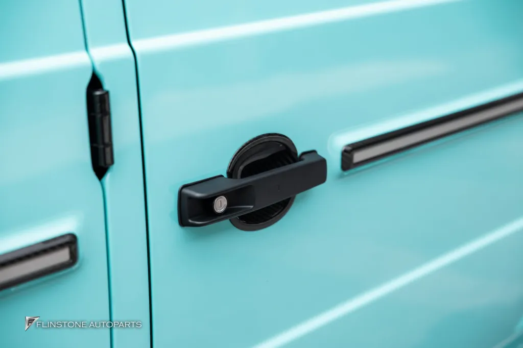 Mercedes Benz Gclass Tiffany blue Keyless — Complele