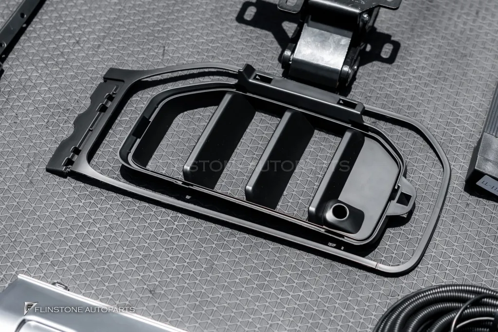 Mercedes Benz Gclass to Facelift 部件套装轮毂 Usus Bullbar