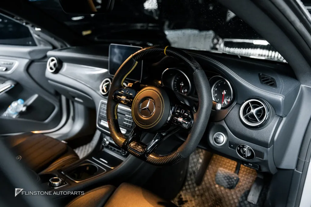 Mercedes Benz Cla พวงมาลัย