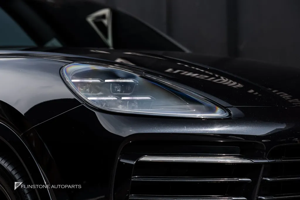 ไฟหน้า Porsche Cayenne