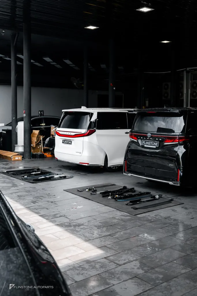 Lexus Alphard บันไดไฟฟ้า — รวม