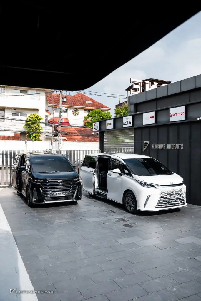 Lexus Alphard บันไดไฟฟ้า — รวม