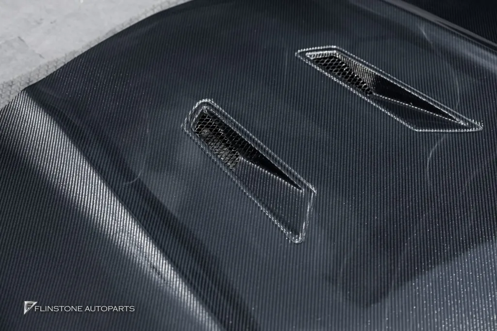 Mercedes Benz Cla 碳纤维引擎盖
