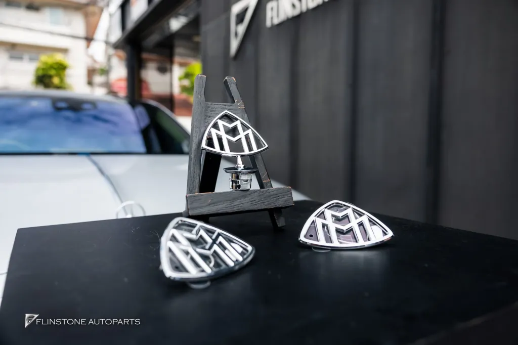 Mercedes Benz Sclass โลโก้รอบคัน