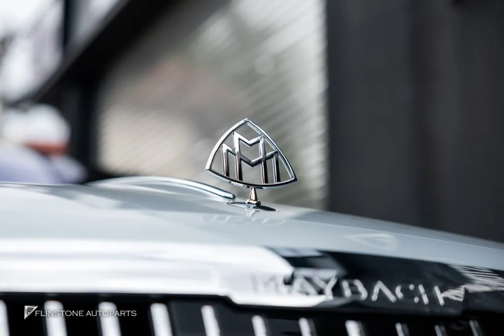 Mercedes Benz Sclass โลโก้รอบคัน