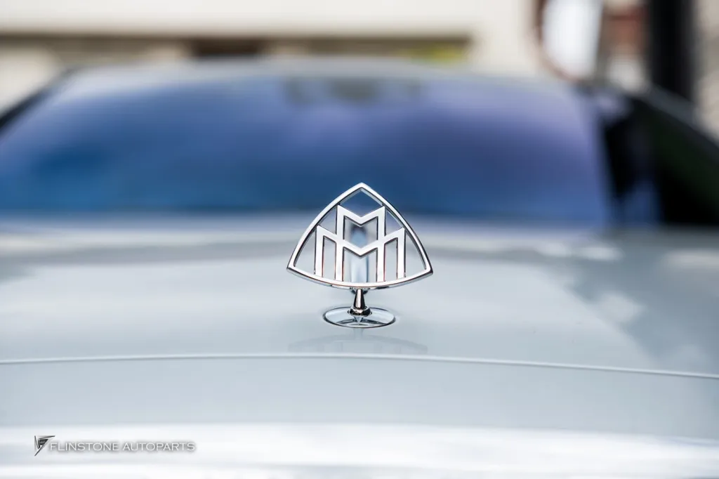 Mercedes Benz Sclass โลโก้รอบคัน