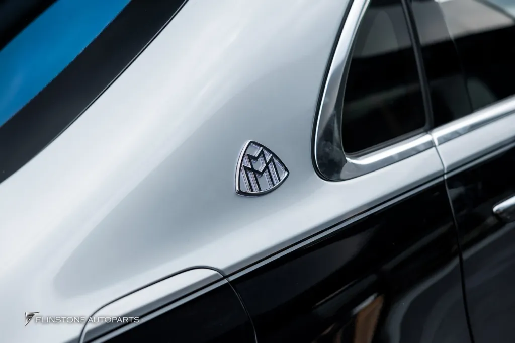 Mercedes Benz Sclass โลโก้รอบคัน