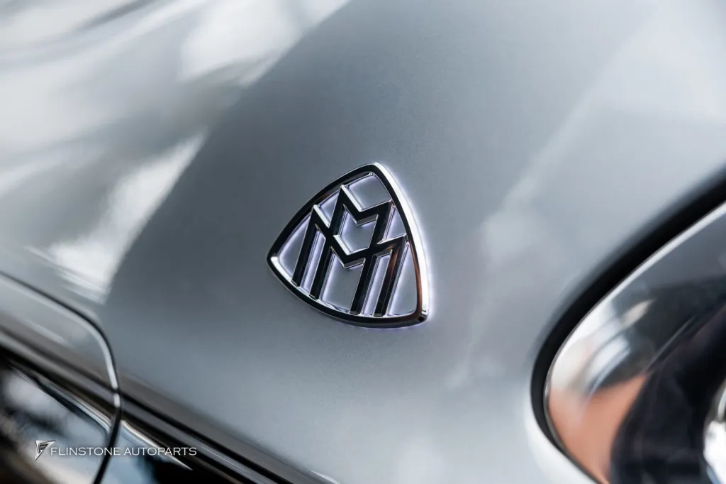 Mercedes Benz Sclass โลโก้รอบคัน