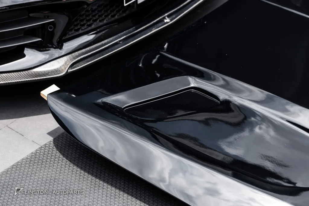 Mercedes Benz Cclass ฝากระโปรง CMST