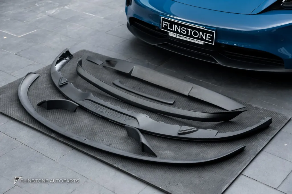 Porsche Taycan Turismo พาร์ทคาร์บอน Techart รอบคัน