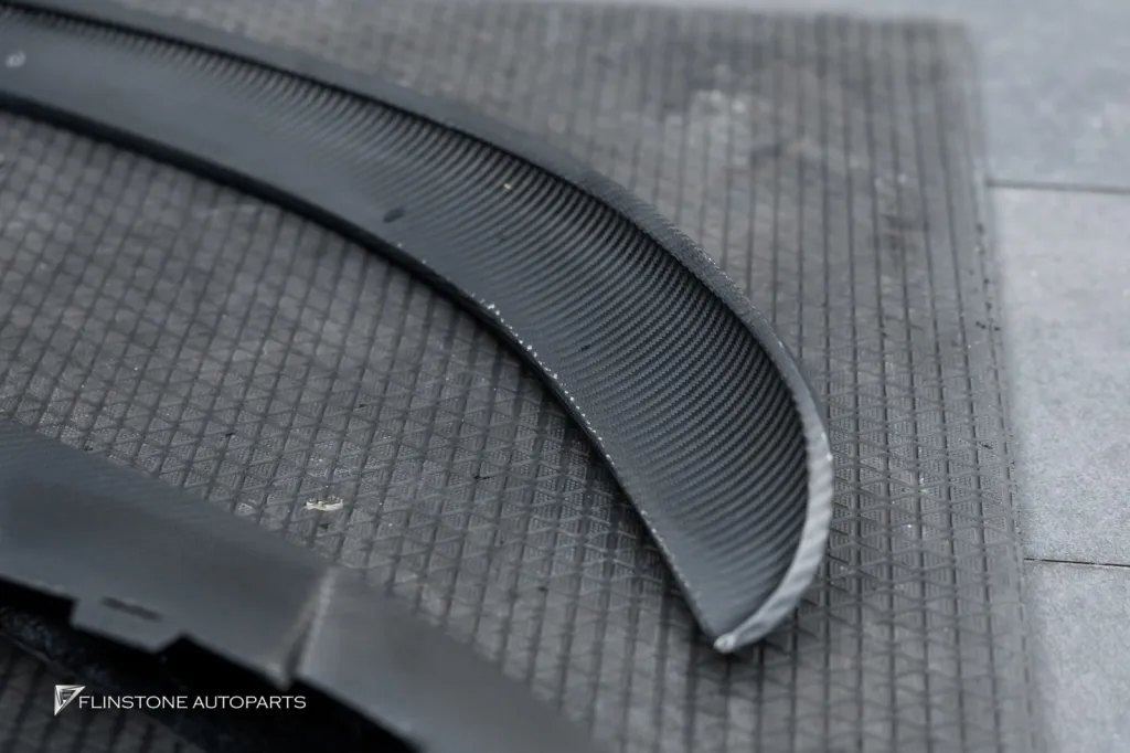 Porsche Taycan Turismo พาร์ทคาร์บอน Techart รอบคัน