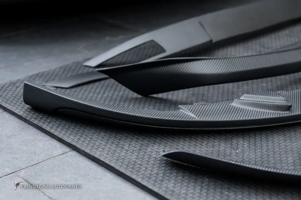 Porsche Taycan Turismo พาร์ทคาร์บอน Techart รอบคัน