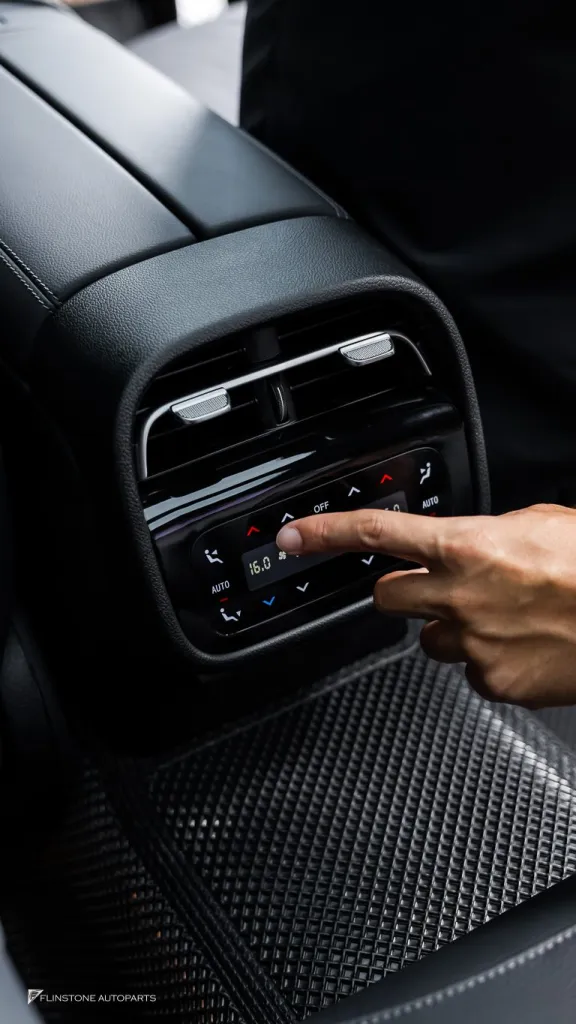Mercedes-Benz E-Class W214 กระจังหน้า ประตูดูด