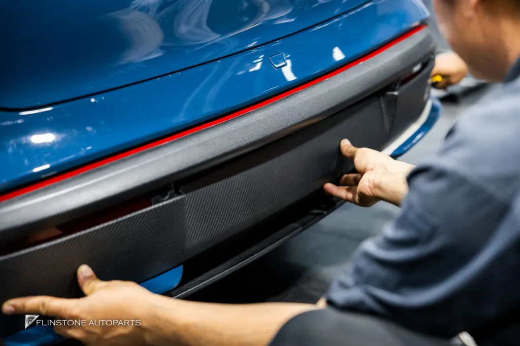 Porsche Taycan Turismo พาร์ทคาร์บอน Techart รอบคัน