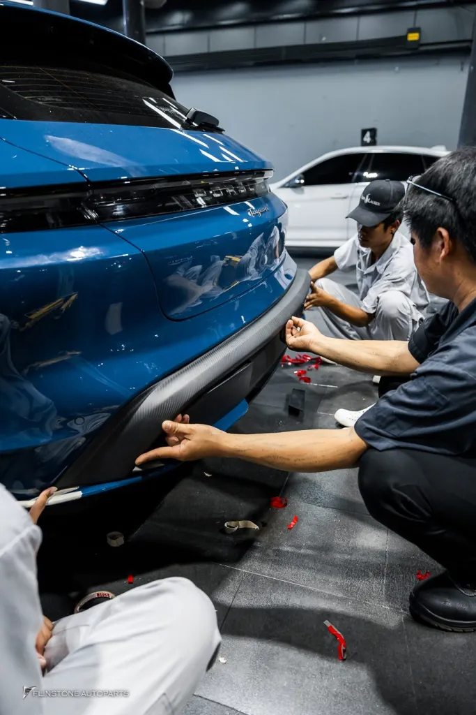Porsche Taycan Turismo พาร์ทคาร์บอน Techart รอบคัน