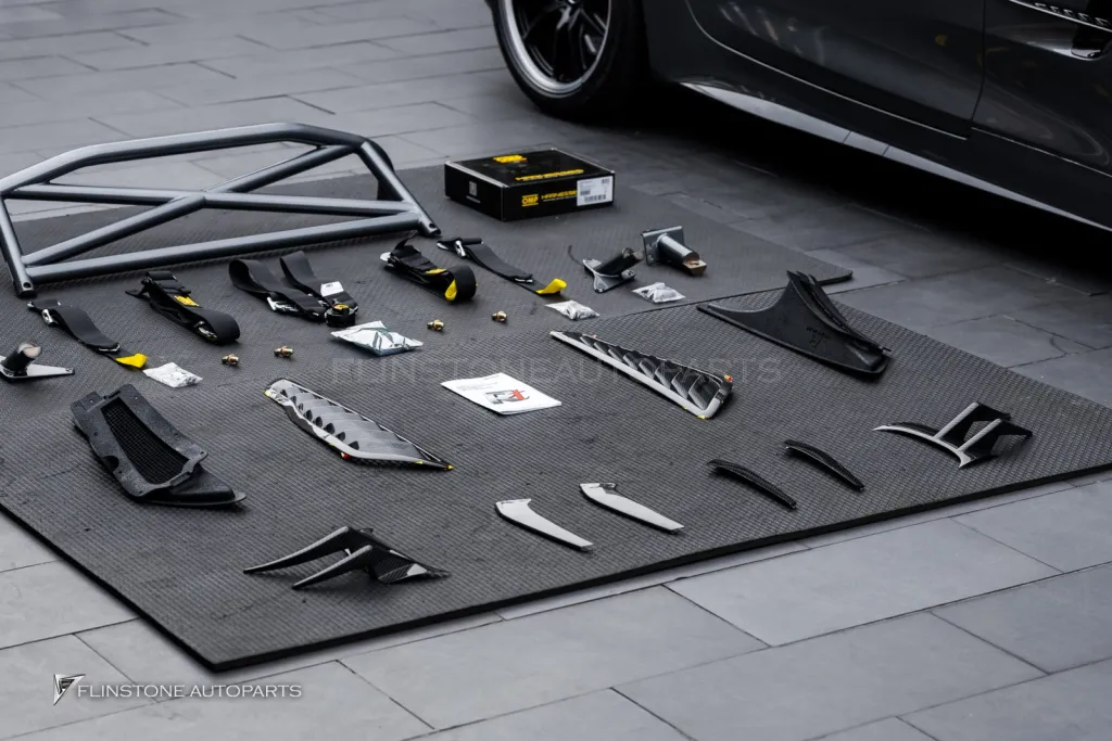 Mercedes Benz AMG GTR โรลบาร์ Belt OMP พาร์ทคาร์บอน Renntech คานาด Usus