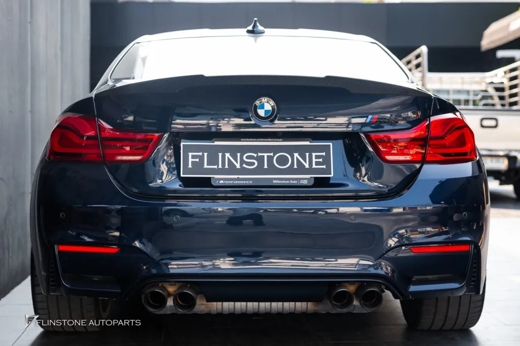 BMW M4 F82 พาร์ทคาร์บอน Usus