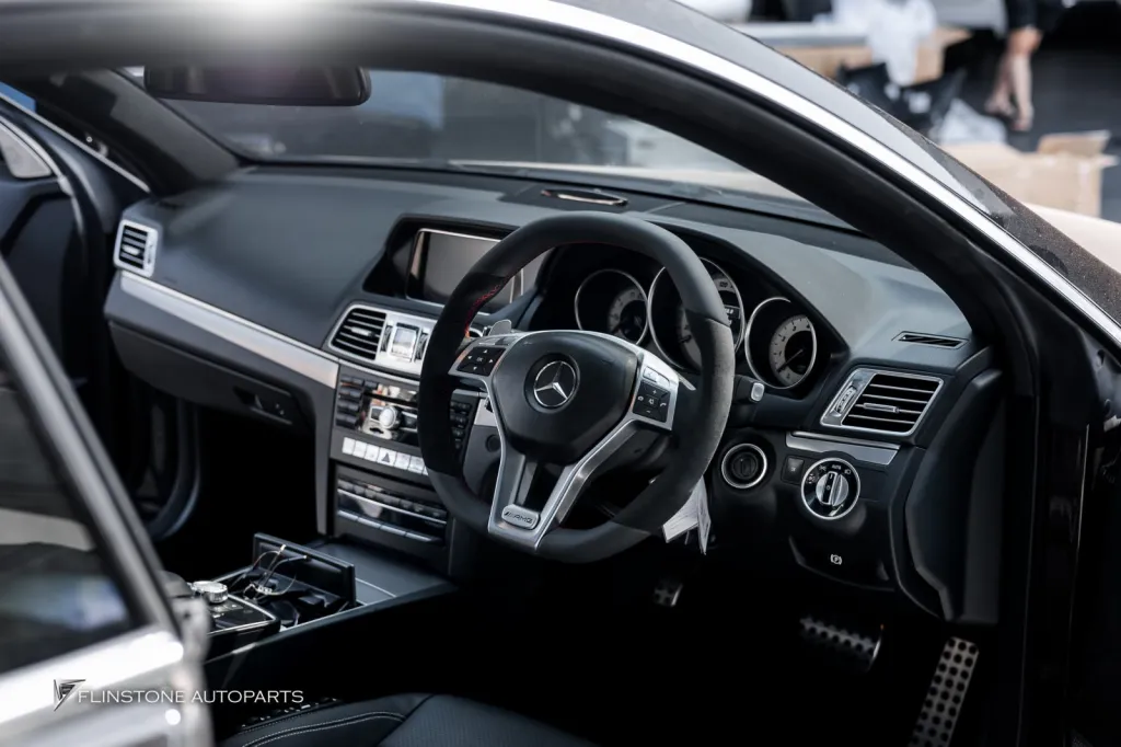 Mercedes Benz W207 พวงมาลัย