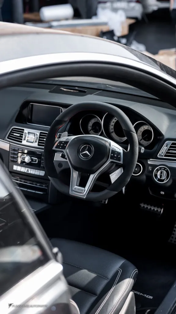 Mercedes Benz W207 พวงมาลัย