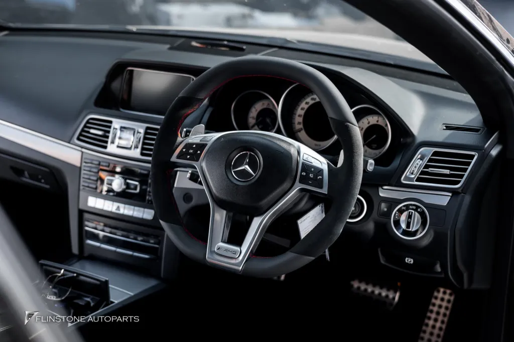 Mercedes Benz W207 พวงมาลัย