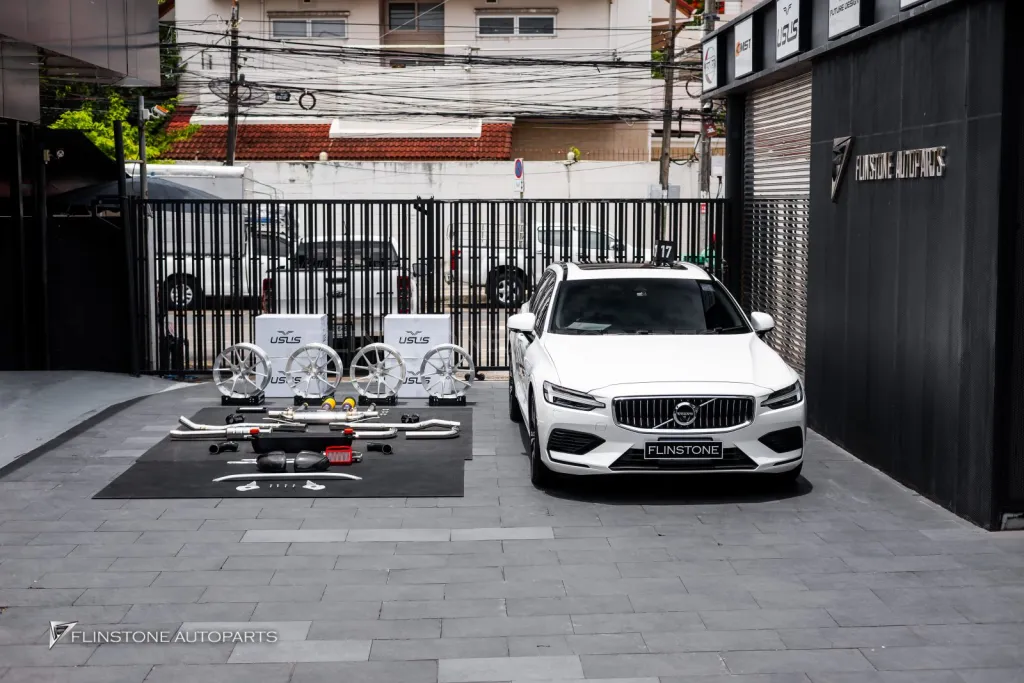 Volvo V60 ค้ำโช้ค Ohlins กระจก กรอง BMC โลโก้ดำ ท่อ ล้่อ Usus โช้ค KW