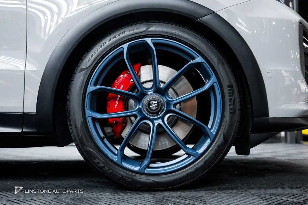 Porsche Cayenne ชุดพาร์ท Turbo GT ล้อ Deep Blue