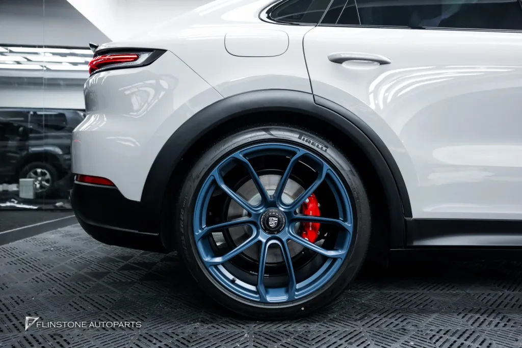 Porsche Cayenne 部件套装 Turbo GT 轮毂 Deep Blue