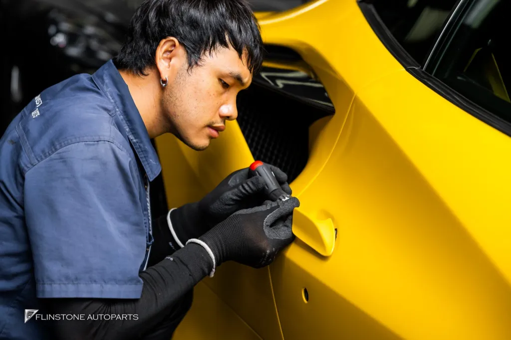 Ferrari F8 มือจับคาร์บอน Novitec