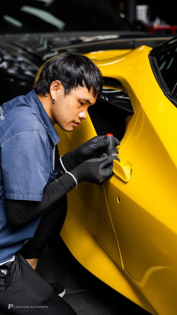 Ferrari F8 มือจับคาร์บอน Novitec