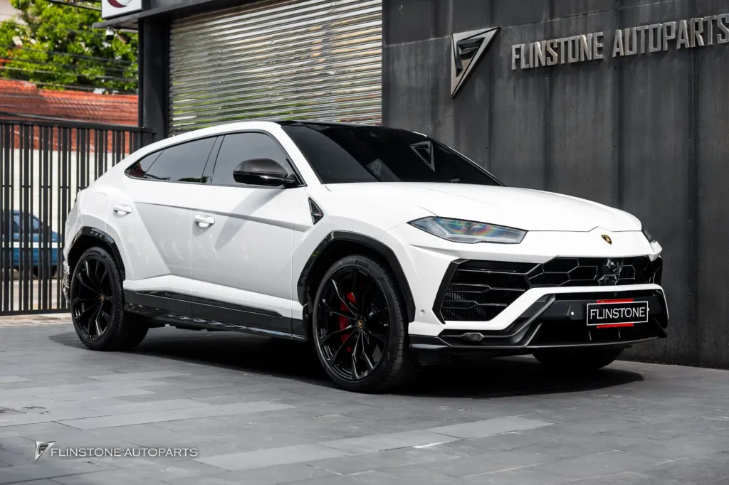Lamborghini Urus ทำสีเบรค ช่องลม