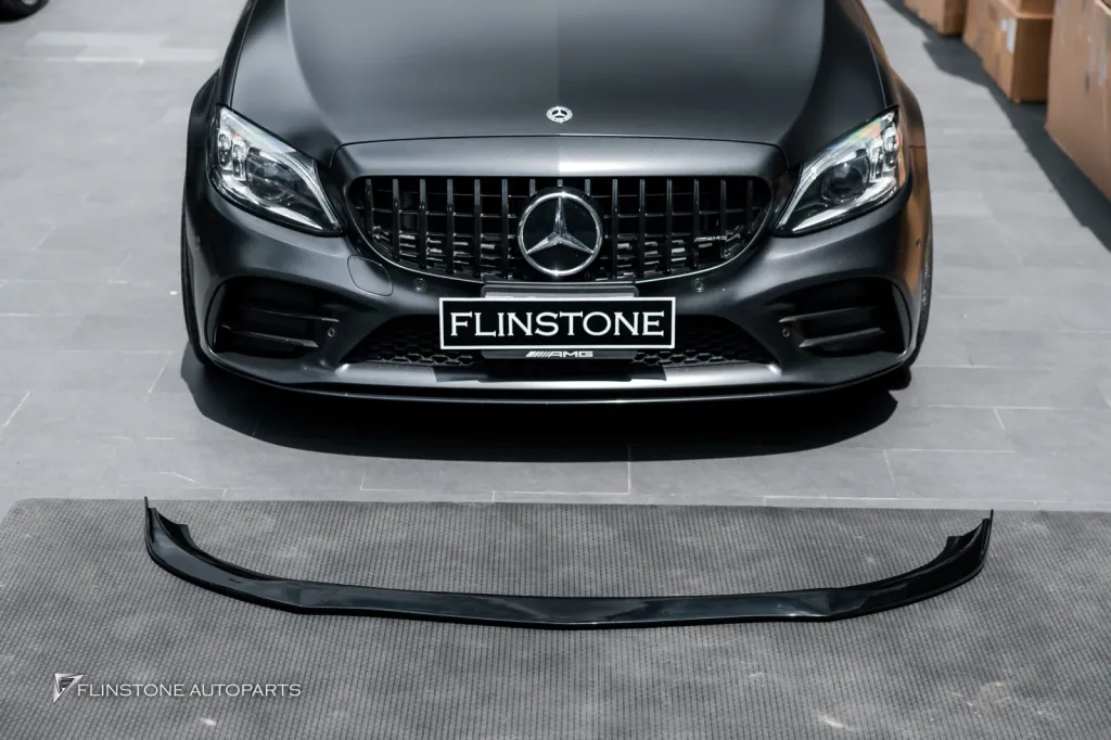 Mercedes Benz C205 Lip